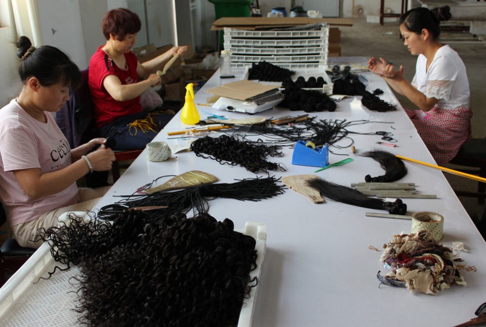 Production-process-at-Vietnamese-Hair-Factory_5